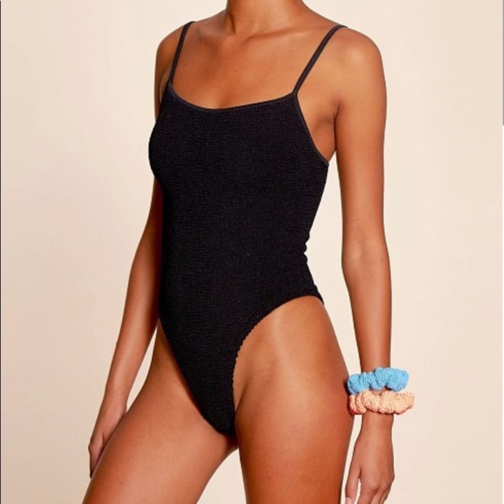 Hunza G Pamela one piece swimsuit in black - one size fits most!